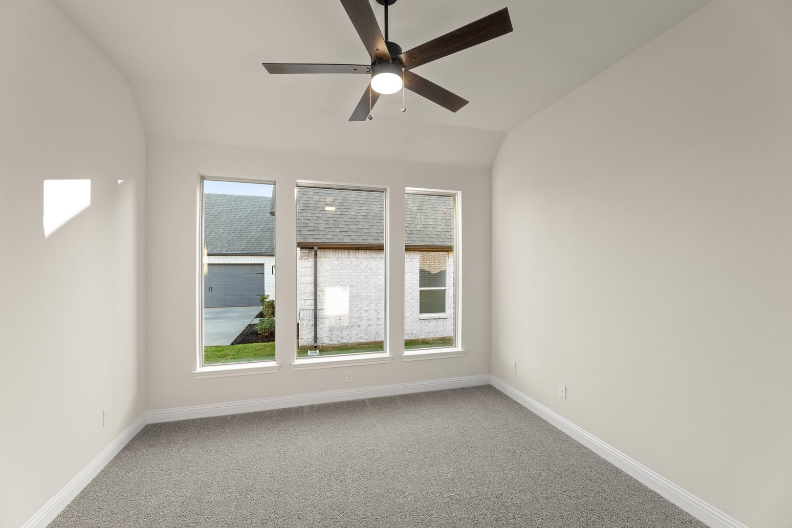 51 Magpie Street Joshua TX 76058