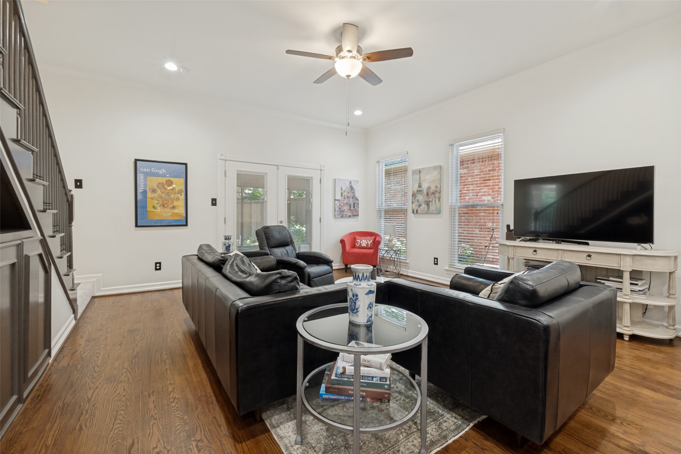 6822 Meadow Road Dallas TX 75230