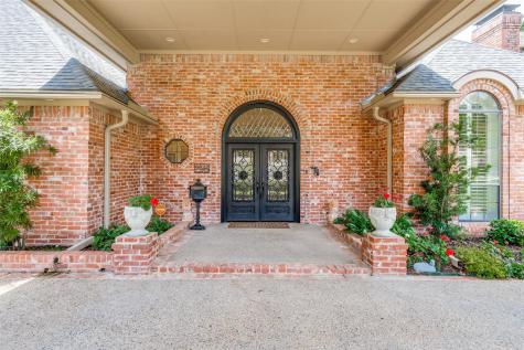 6822 Meadow Road Dallas TX 75230