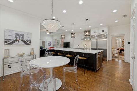6822 Meadow Road Dallas TX 75230
