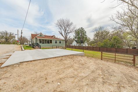 412 N Kirk Street Hico TX 76457