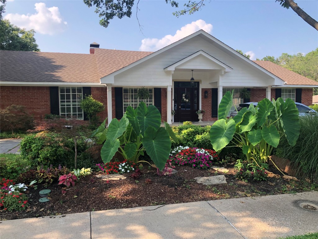 521 Bardfield Avenue Garland TX 75041