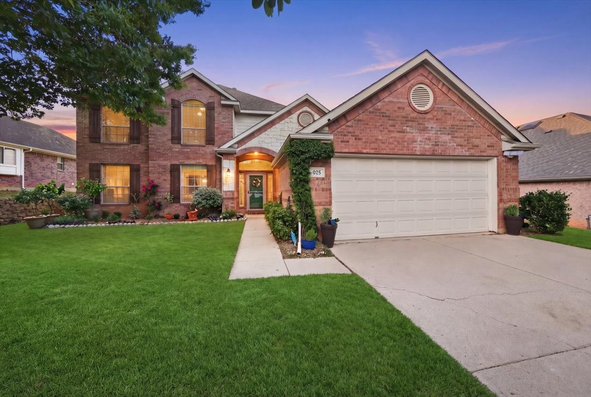 925 Ascension Drive Hurst TX 76053