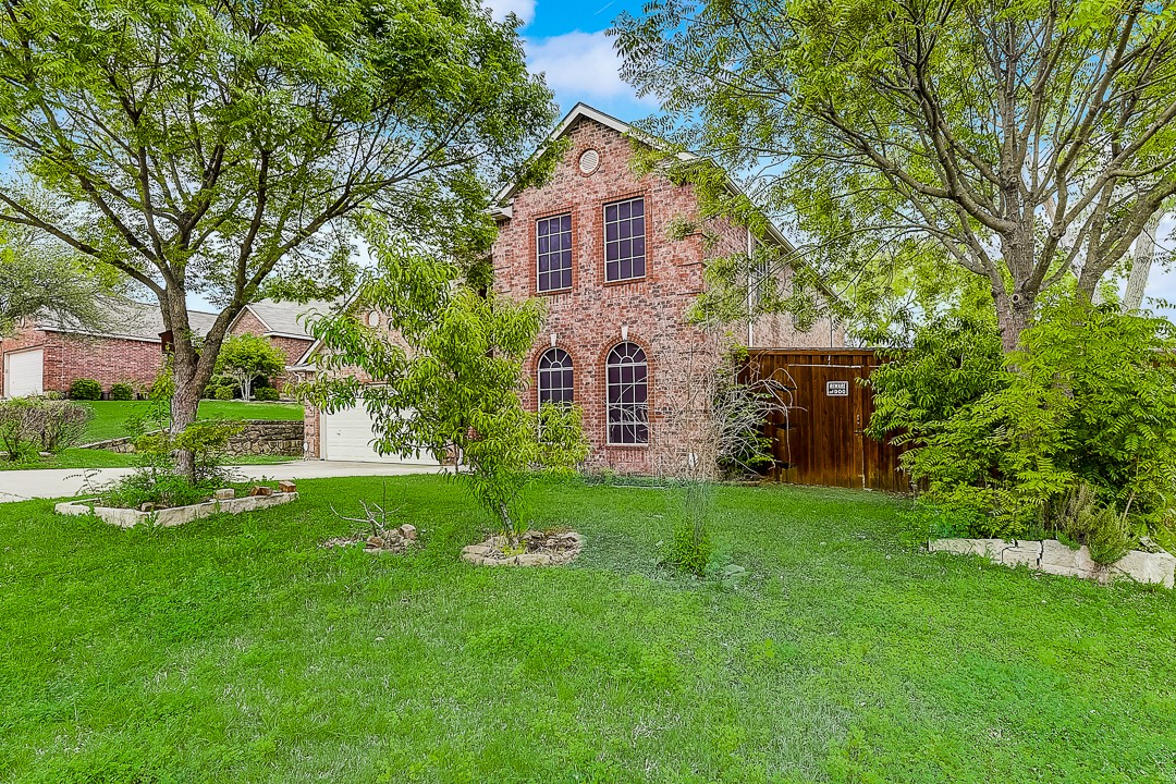 1132 Timberlake Lane Lewisville TX 75067