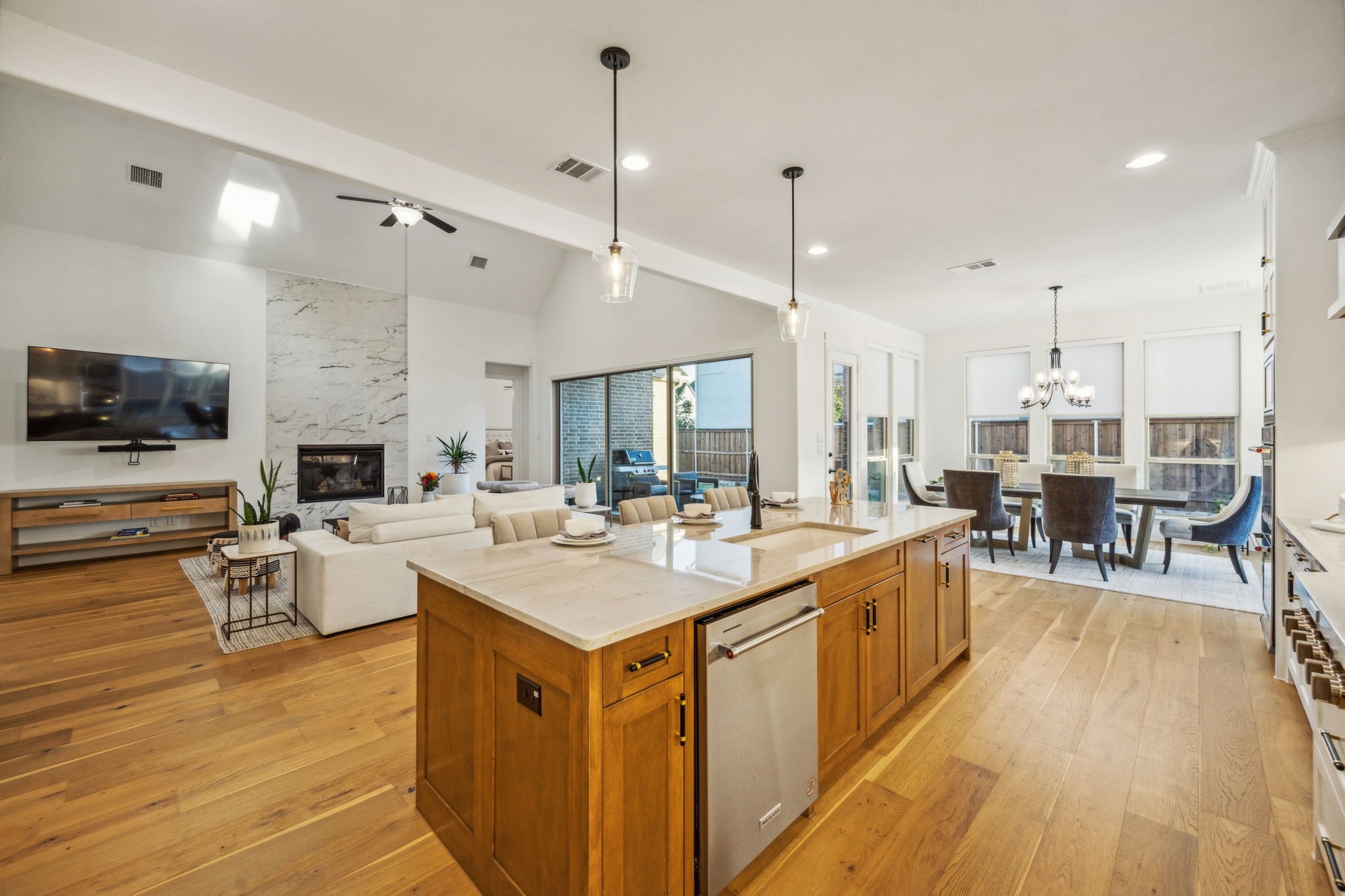 8365 Western The Colony TX 75056