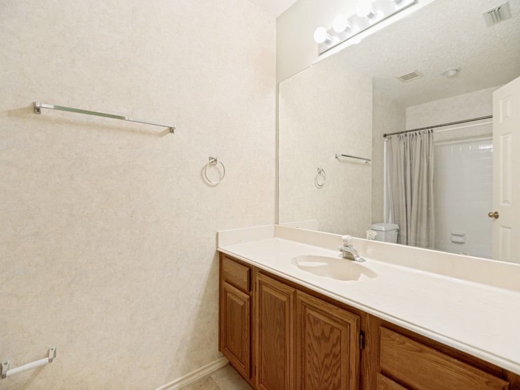 3303 Greenglen Circle Carrollton TX 75007