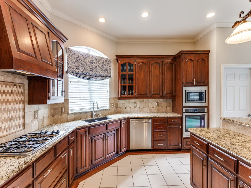 2632 Torrey Pines Drive Fort Worth TX 76109