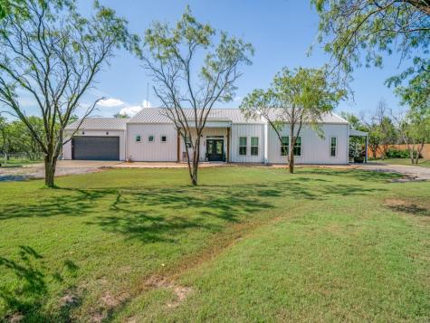 245 Vickie Lane Gunter TX 75058