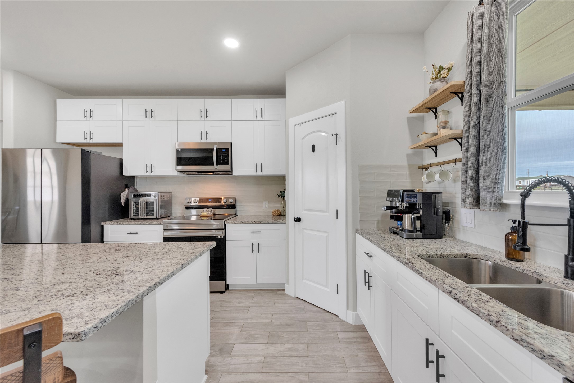 6017 Raspberry Lane Joshua TX 76058