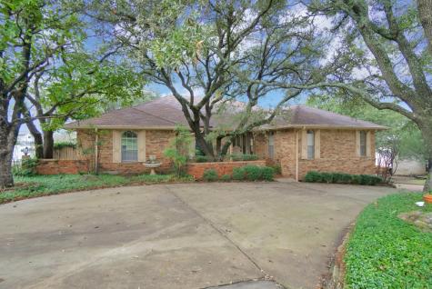 123 Yacht Club Drive Rockwall TX 75032