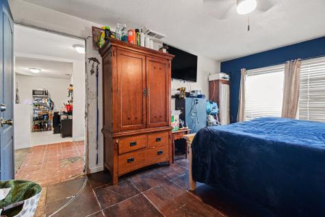 1001 Hillburn Drive Dallas TX 75217