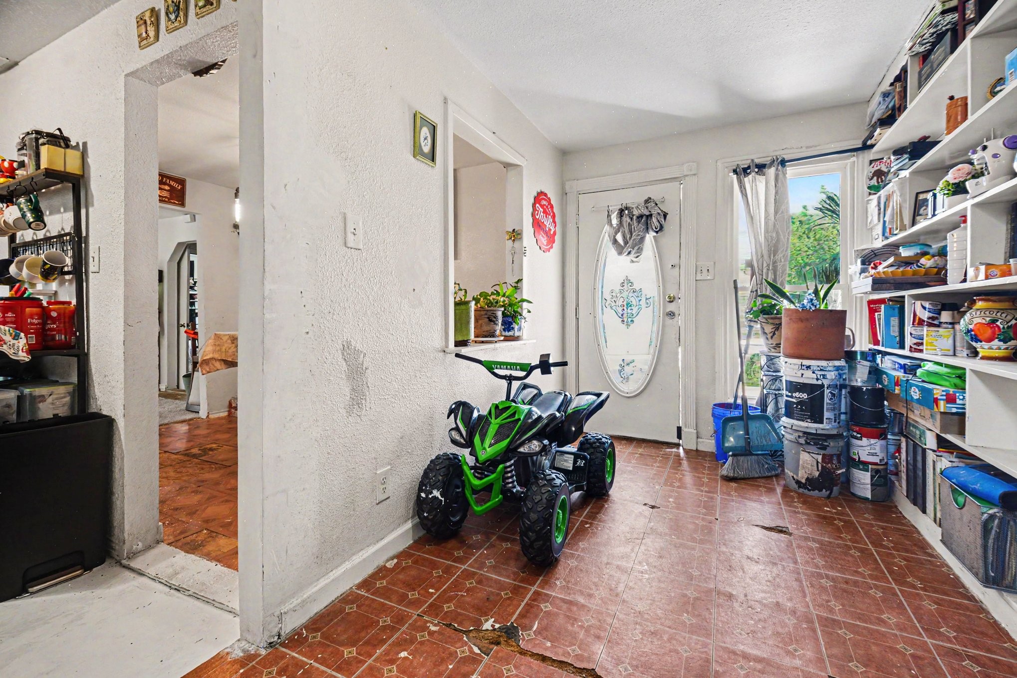 1001 Hillburn Drive Dallas TX 75217