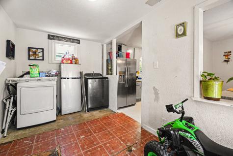 1001 Hillburn Drive Dallas TX 75217