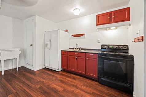 1001 Hillburn Drive Dallas TX 75217