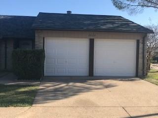 2922 Glenwood Street Grand Prairie TX 75052