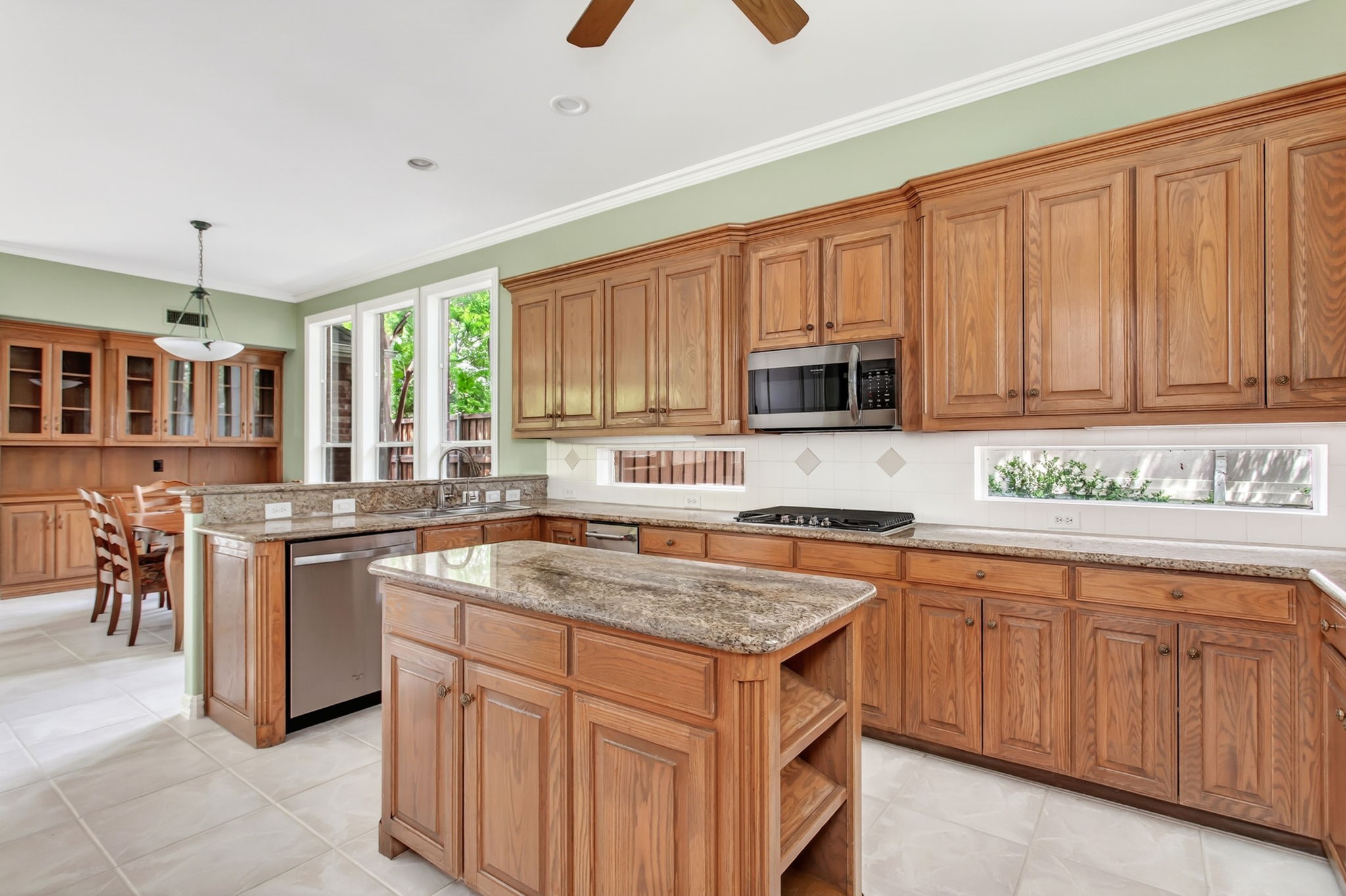 3409 Lakebrook Drive Plano TX 75093