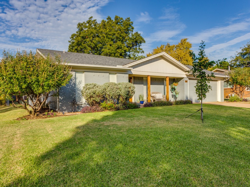 1308 John Reagan Street Benbrook TX 76126
