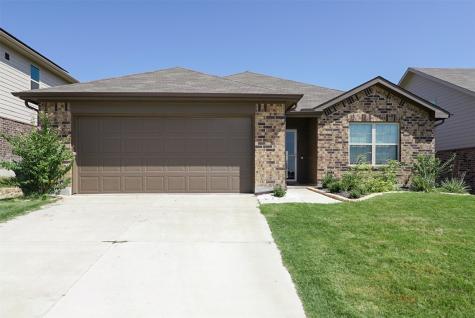 2925 Spotted Fawn Drive Fort Worth TX 76108