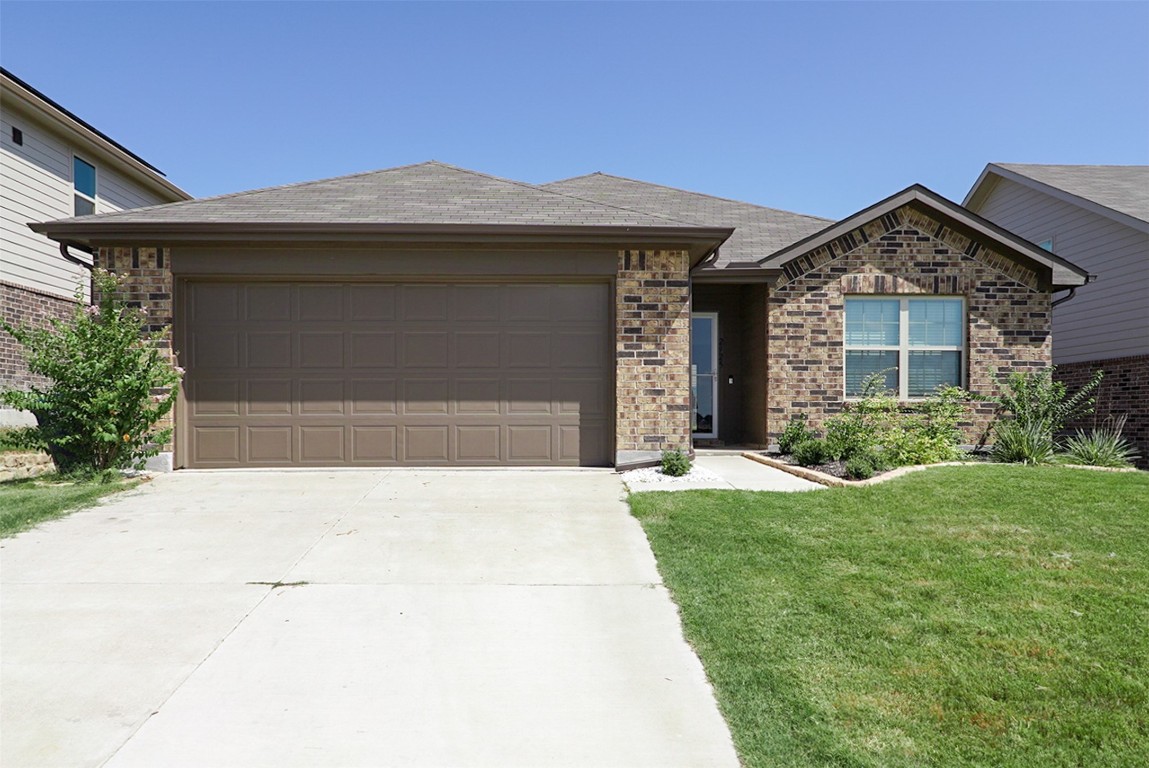 2925 Spotted Fawn Drive Fort Worth TX 76108