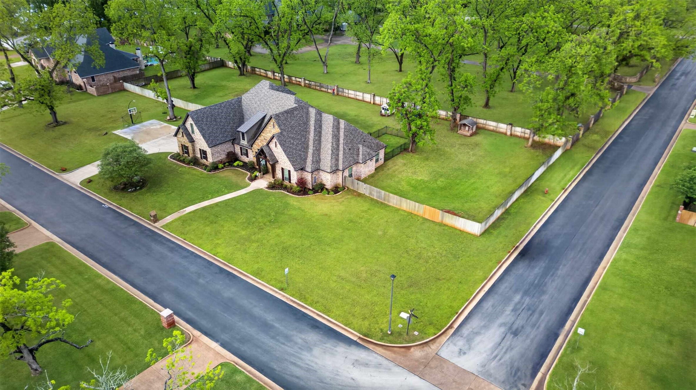 314 Hines Crossing Bullard TX 75757