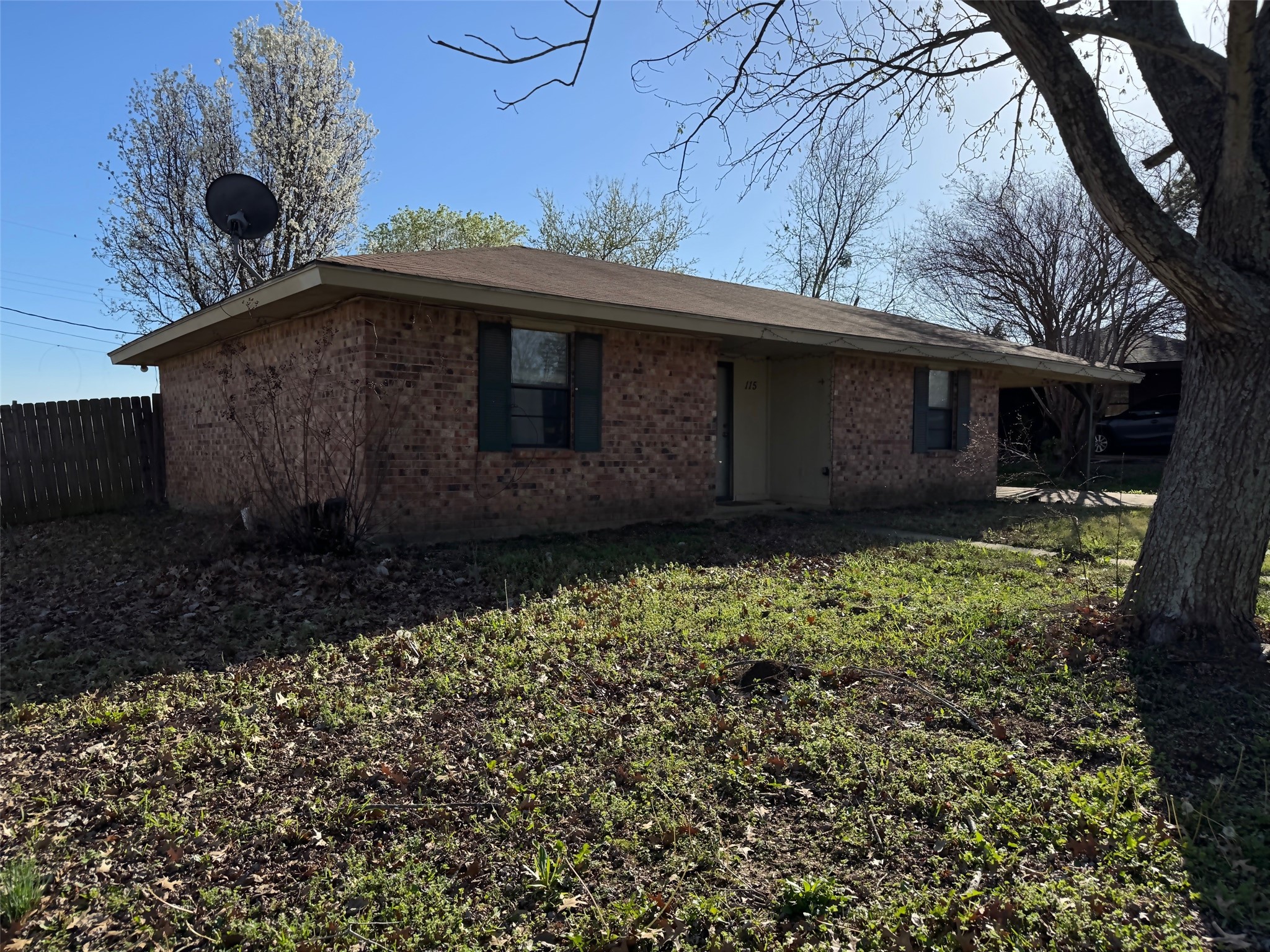 115 Elizabeth Lane Blossom TX 75416