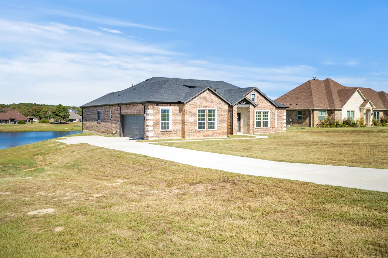 23690 Champion Drive Lindale TX 75771