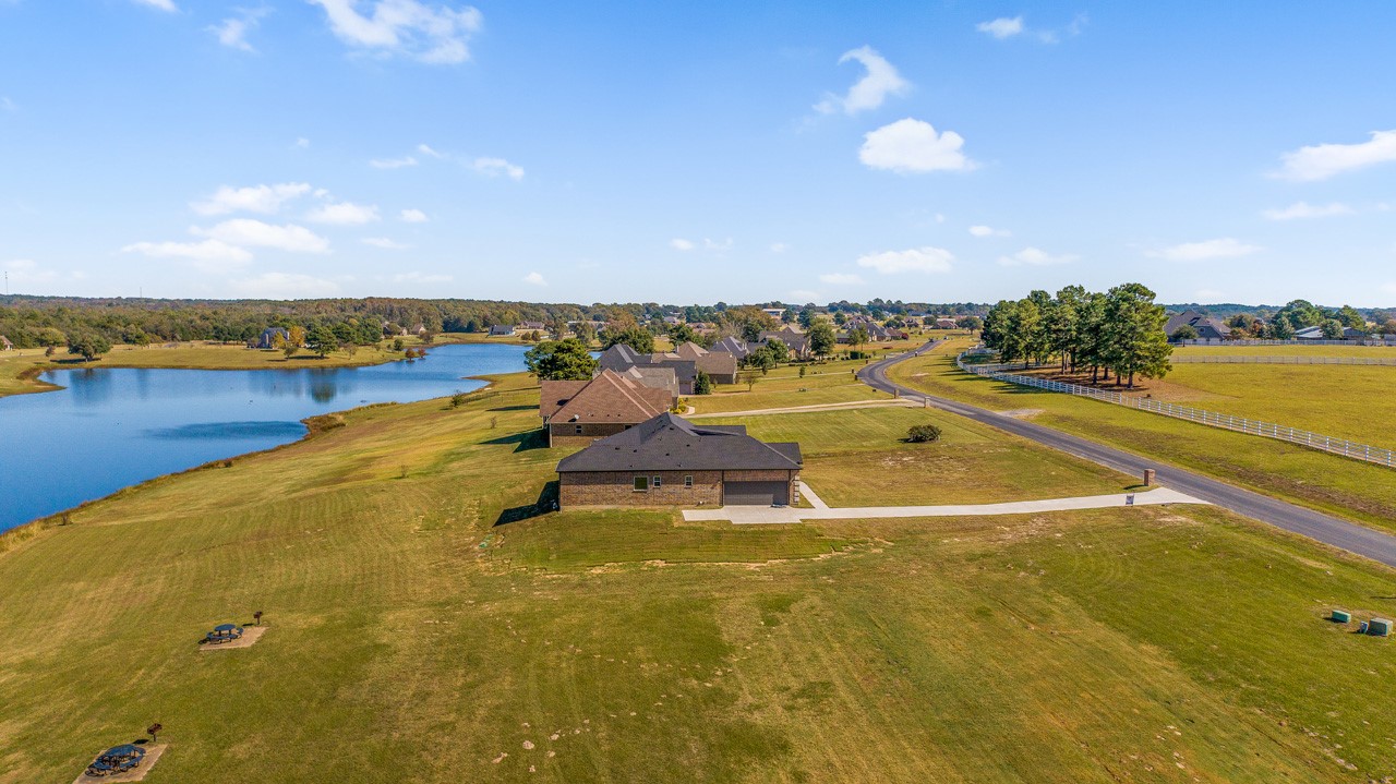 23690 Champion Drive Lindale TX 75771