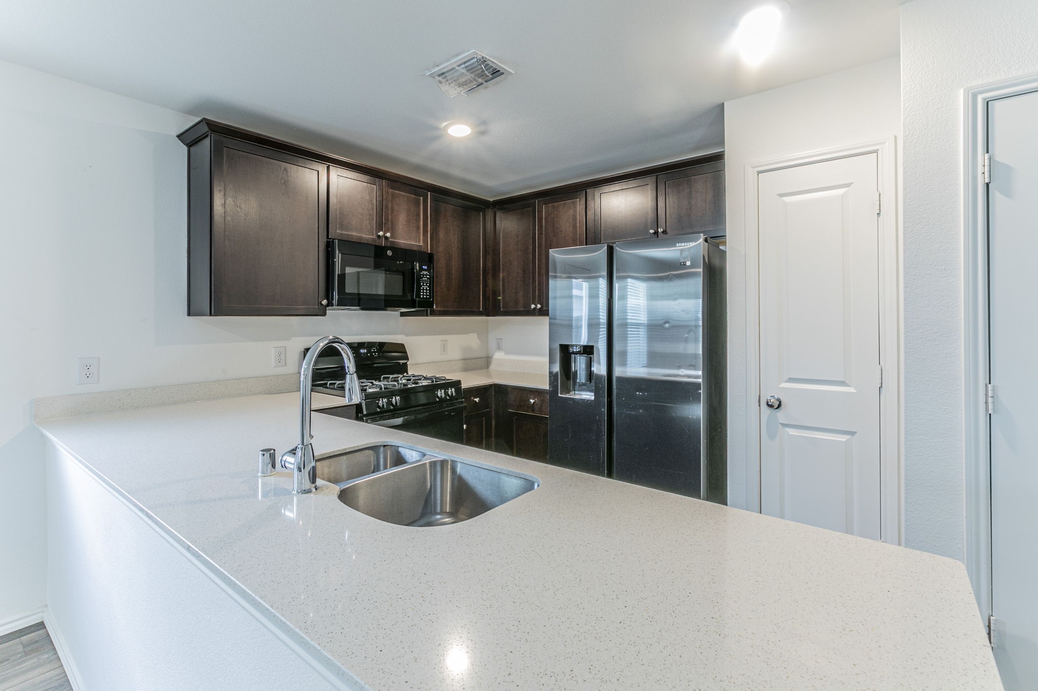 5823 Grindstone Drive Forney TX 75126