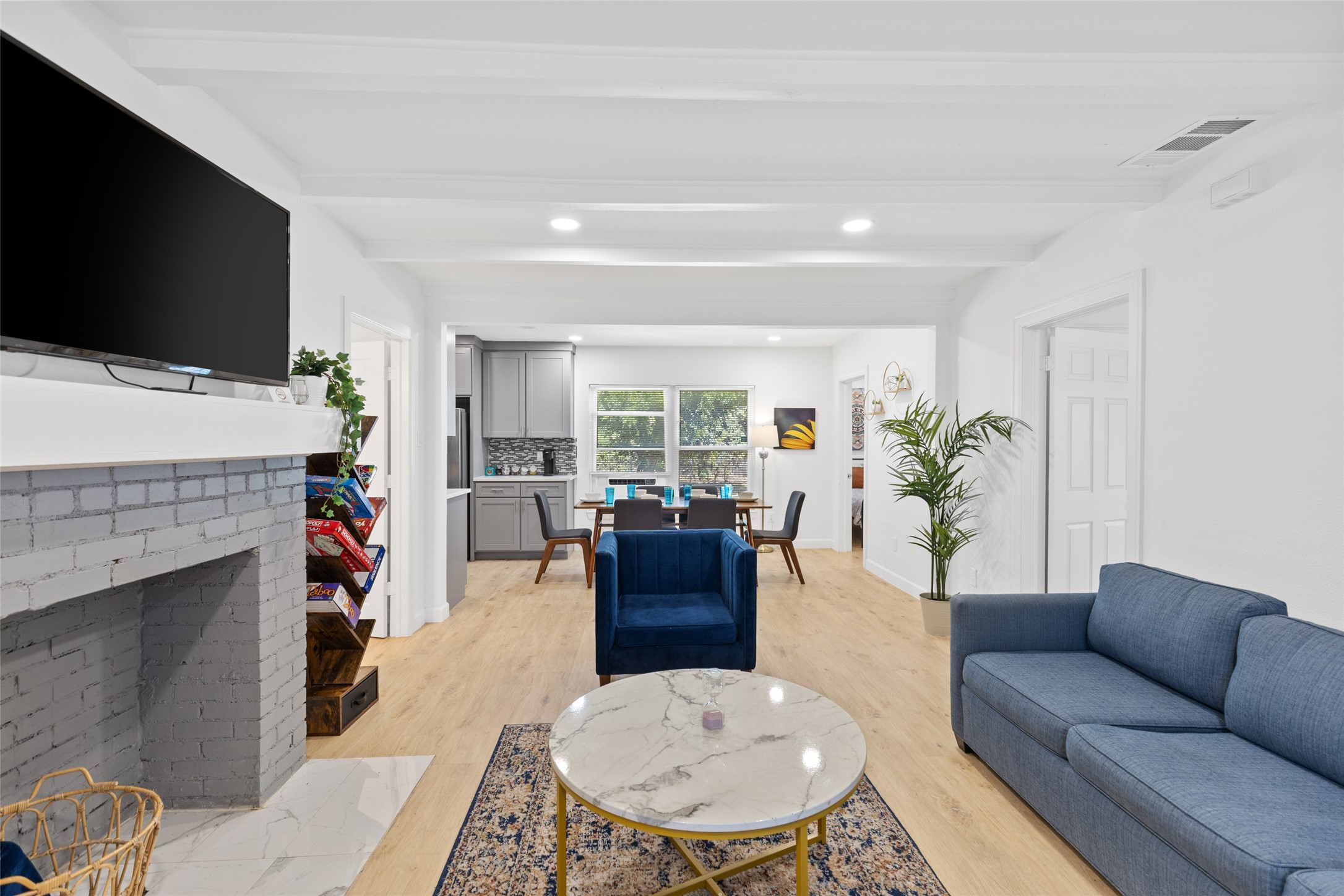 2327 Langdon Avenue Dallas TX 75235