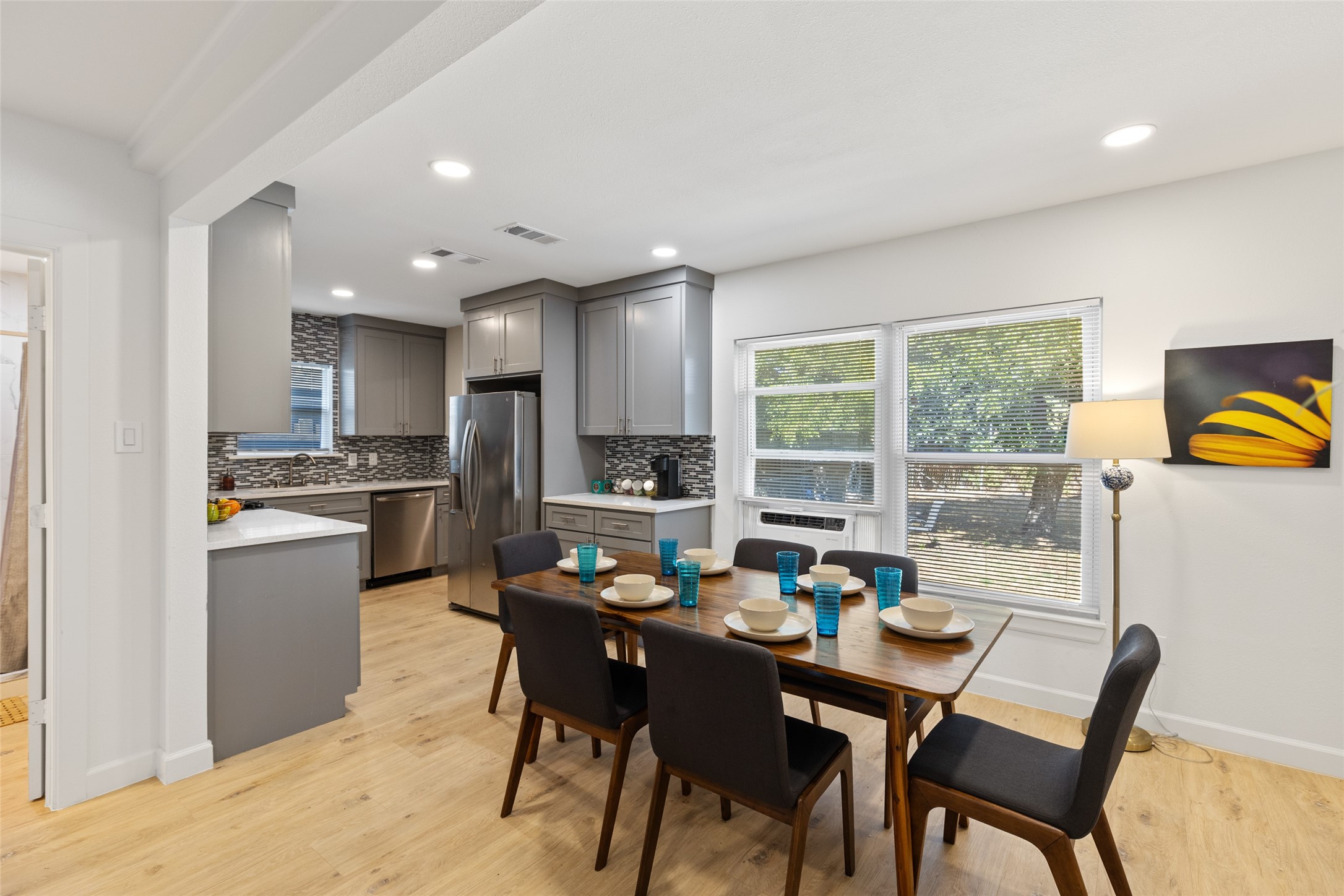 2327 Langdon Avenue Dallas TX 75235