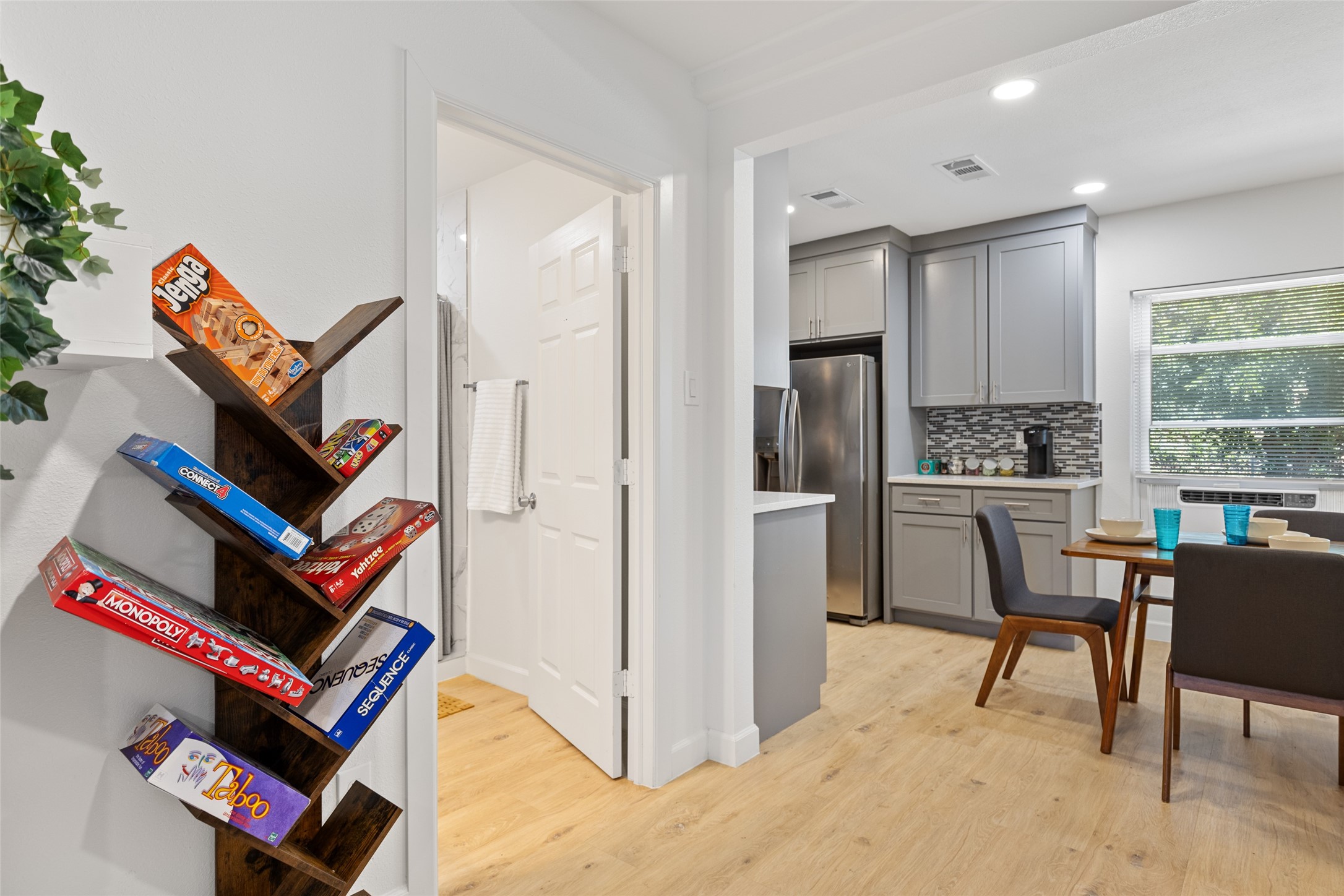 2327 Langdon Avenue Dallas TX 75235