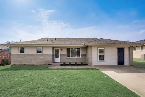 905 Mccurry Avenue Bedford TX 76022
