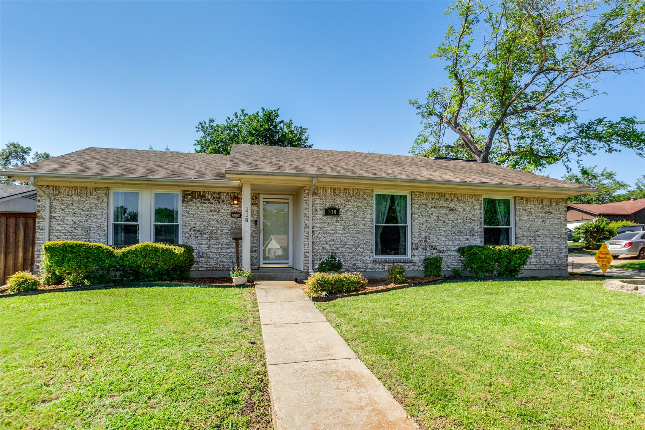 338 Meadowcreek Lane Garland TX 75043