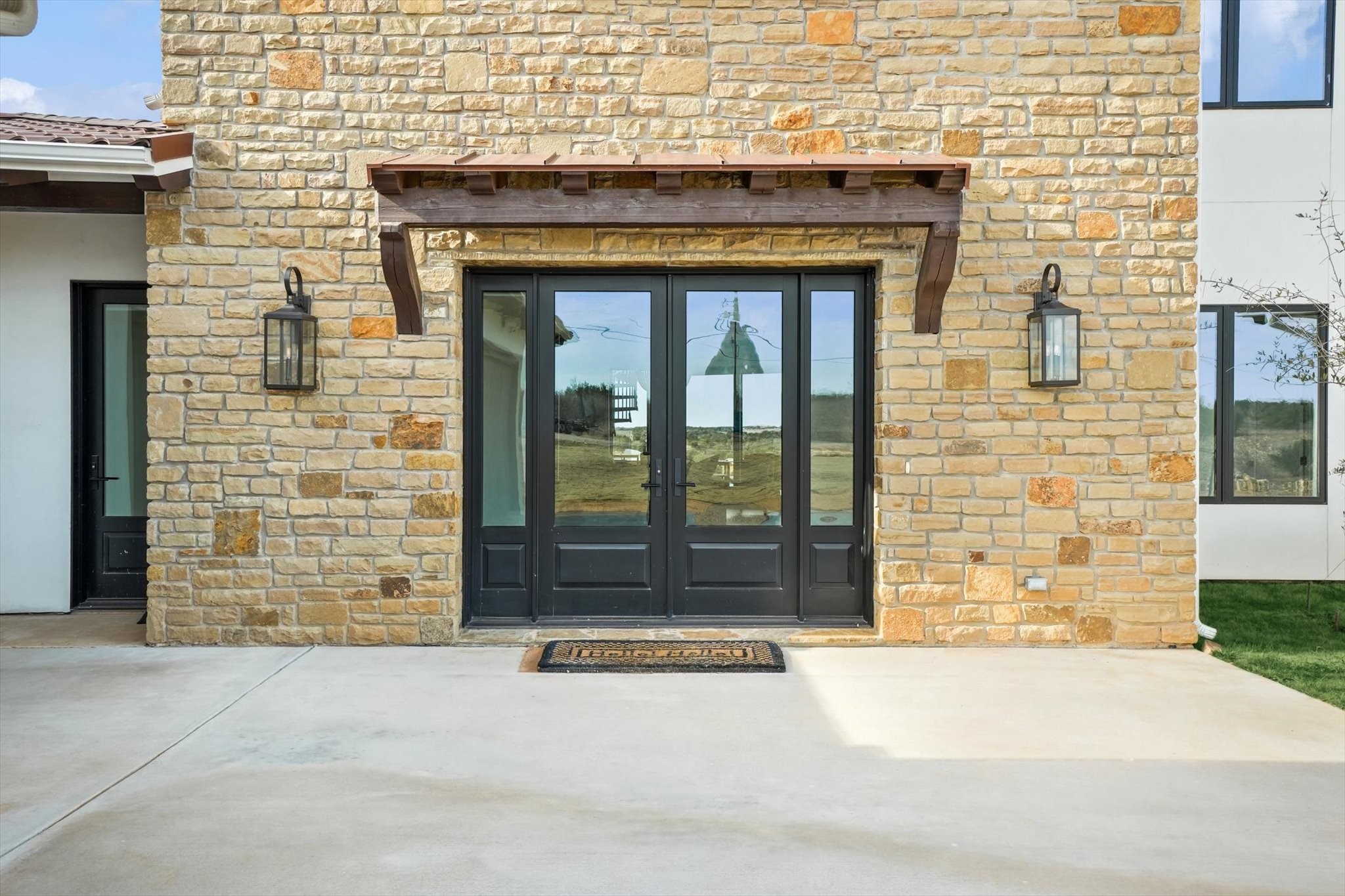 7077 W Hells Gate Drive Strawn TX 76475