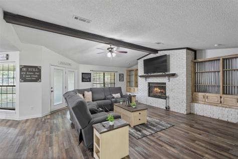 231 Cedarwood Drive Enchanted Oaks TX 75156