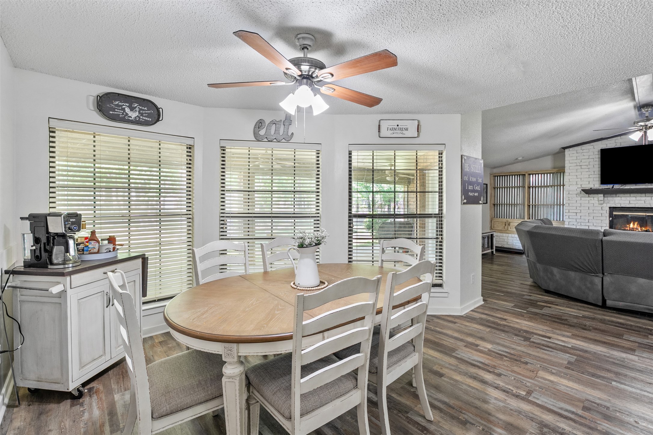 231 Cedarwood Drive Enchanted Oaks TX 75156