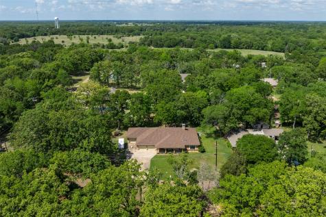 231 Cedarwood Drive Enchanted Oaks TX 75156