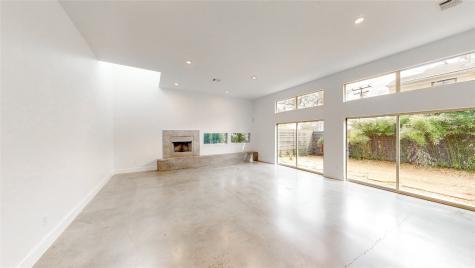 2211 N Fitzhugh Avenue Dallas TX 75204