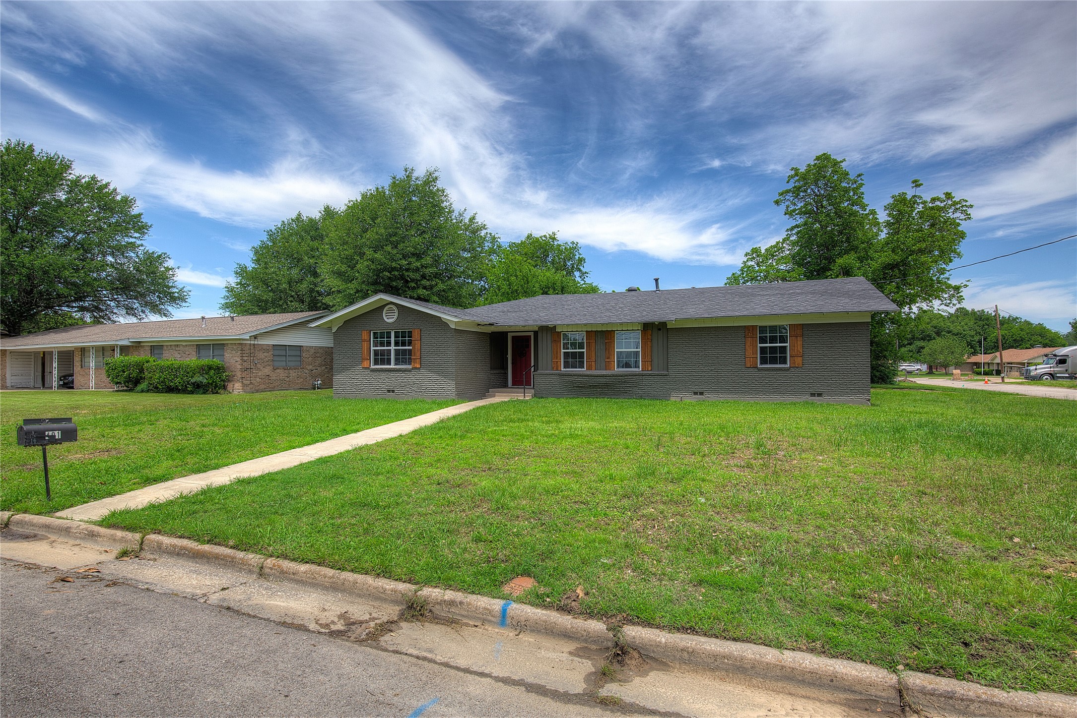 401 Lee Street Sulphur Springs TX 75482