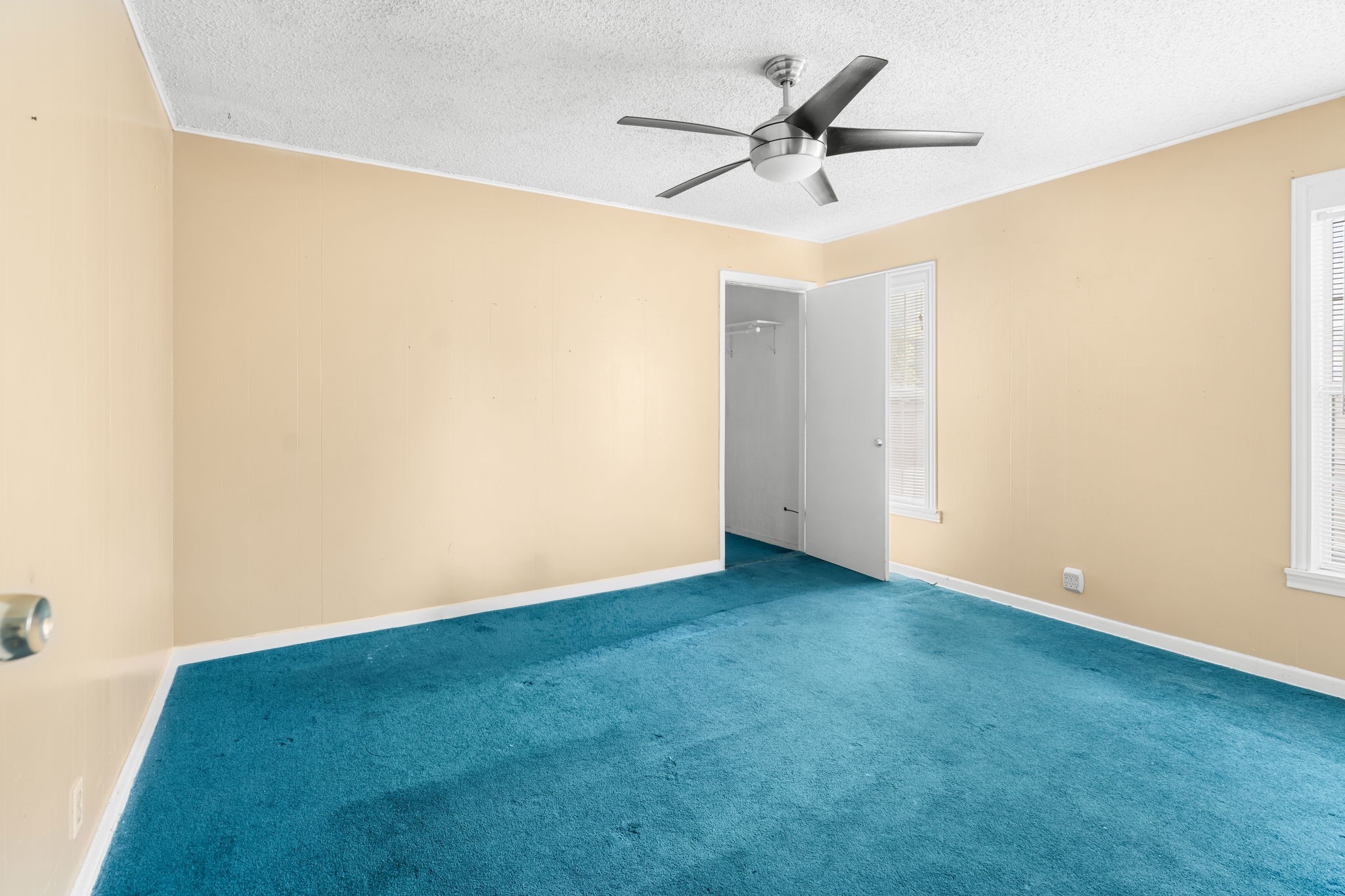 813 Truman Street Arlington TX 76011