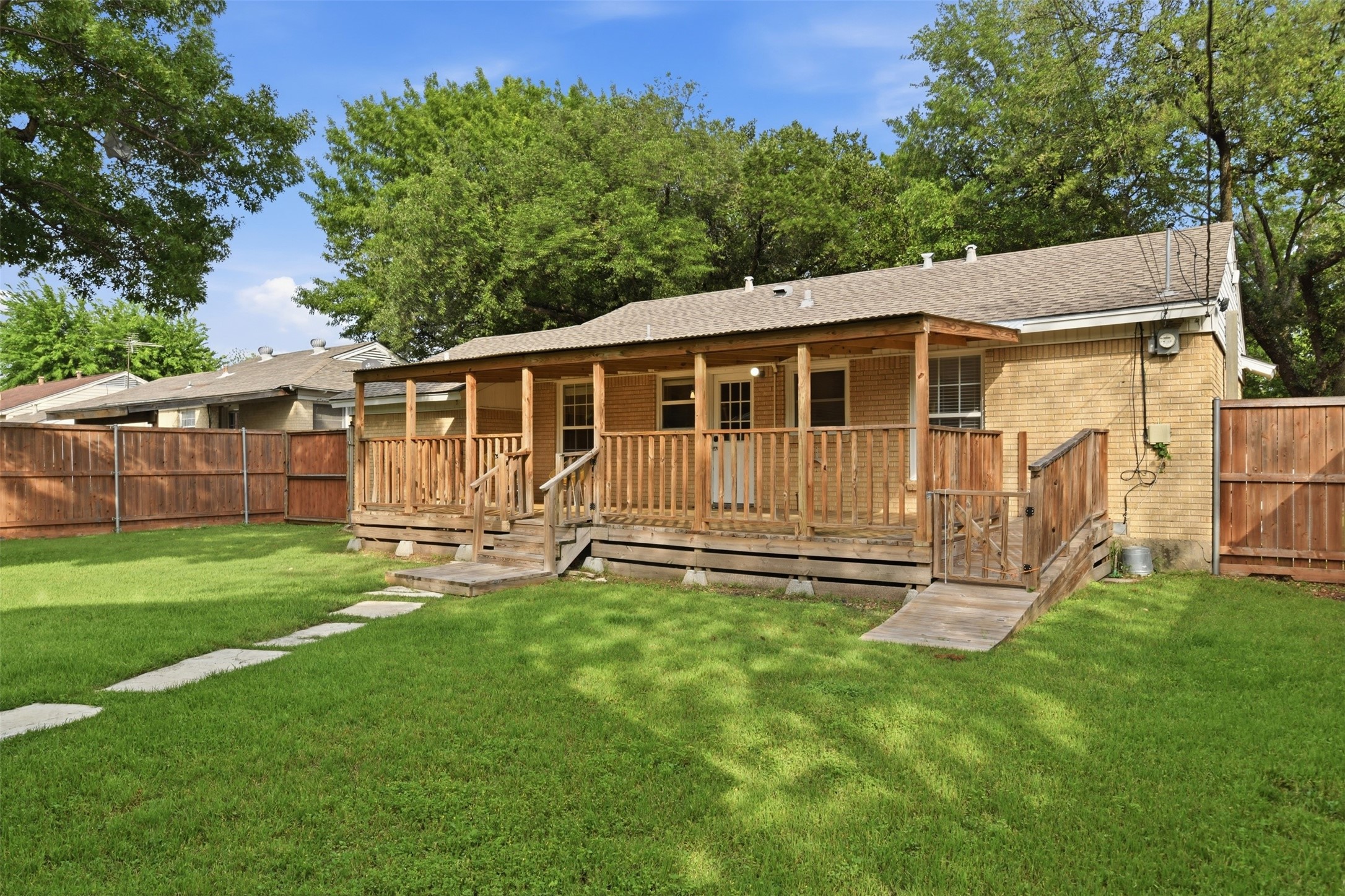 10421 Wood Dale Drive Dallas TX 75228