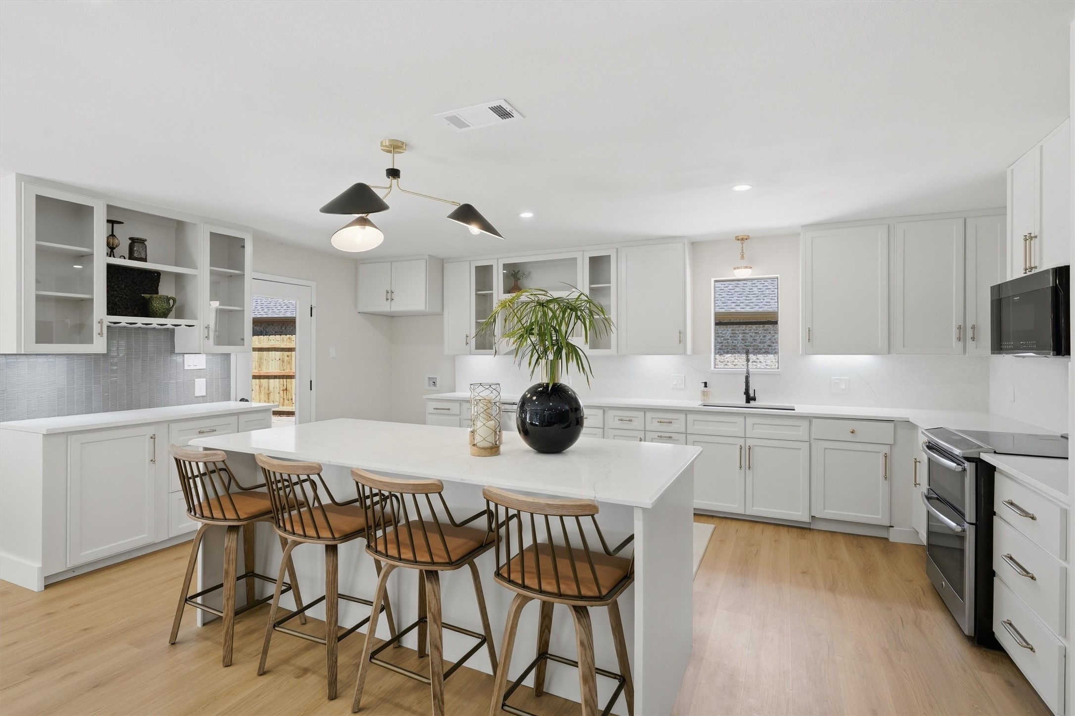 5506 Cortez Drive De Cordova TX 76049