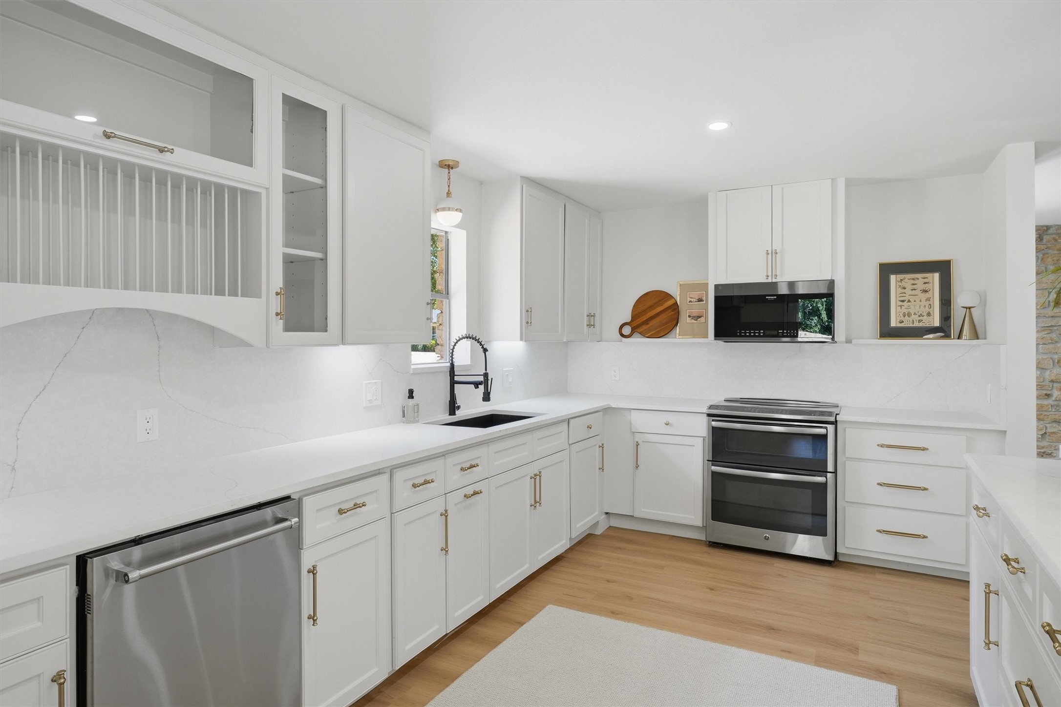 5506 Cortez Drive De Cordova TX 76049
