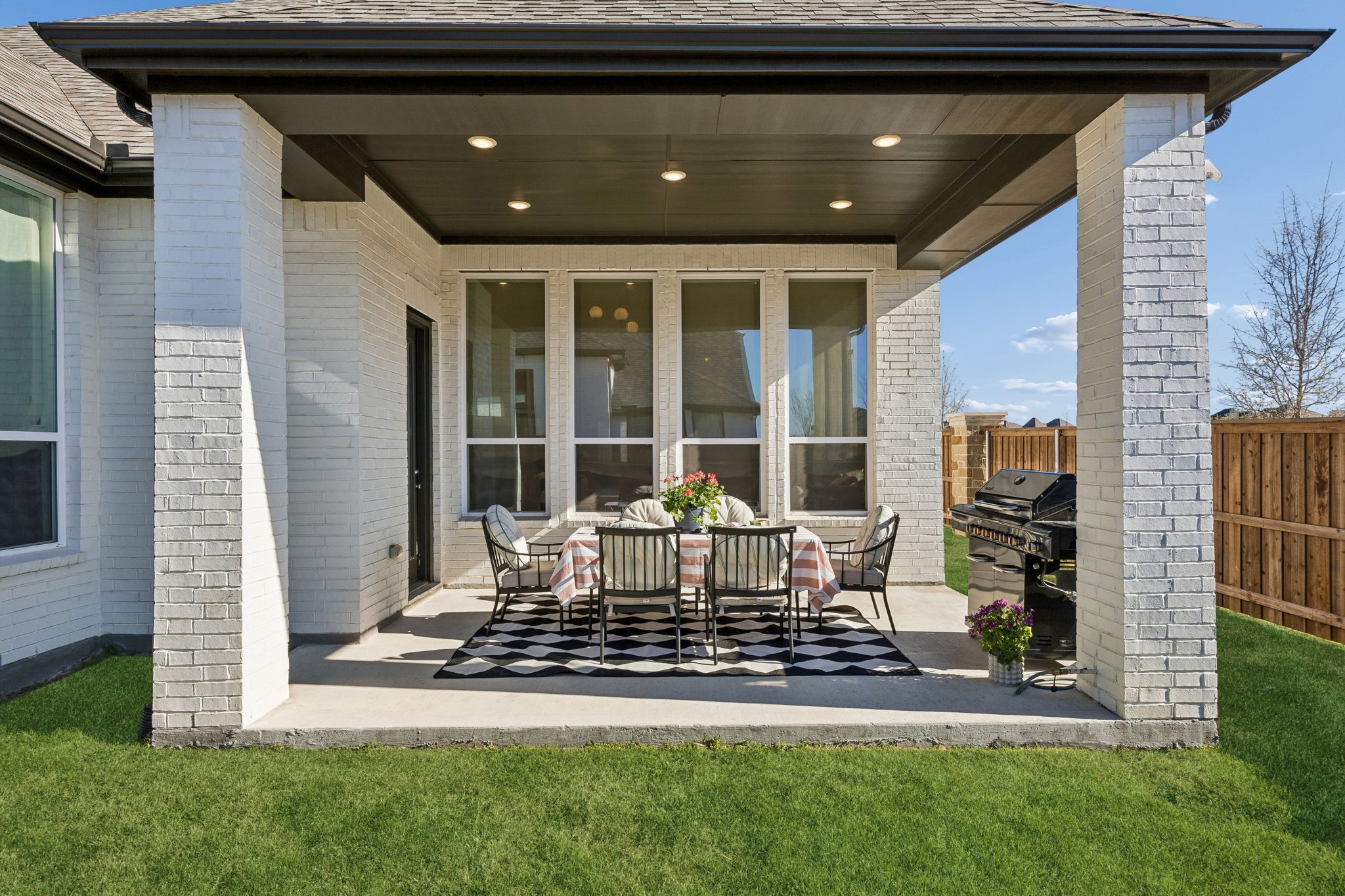 841 Forest Creek Drive Rockwall TX 75087