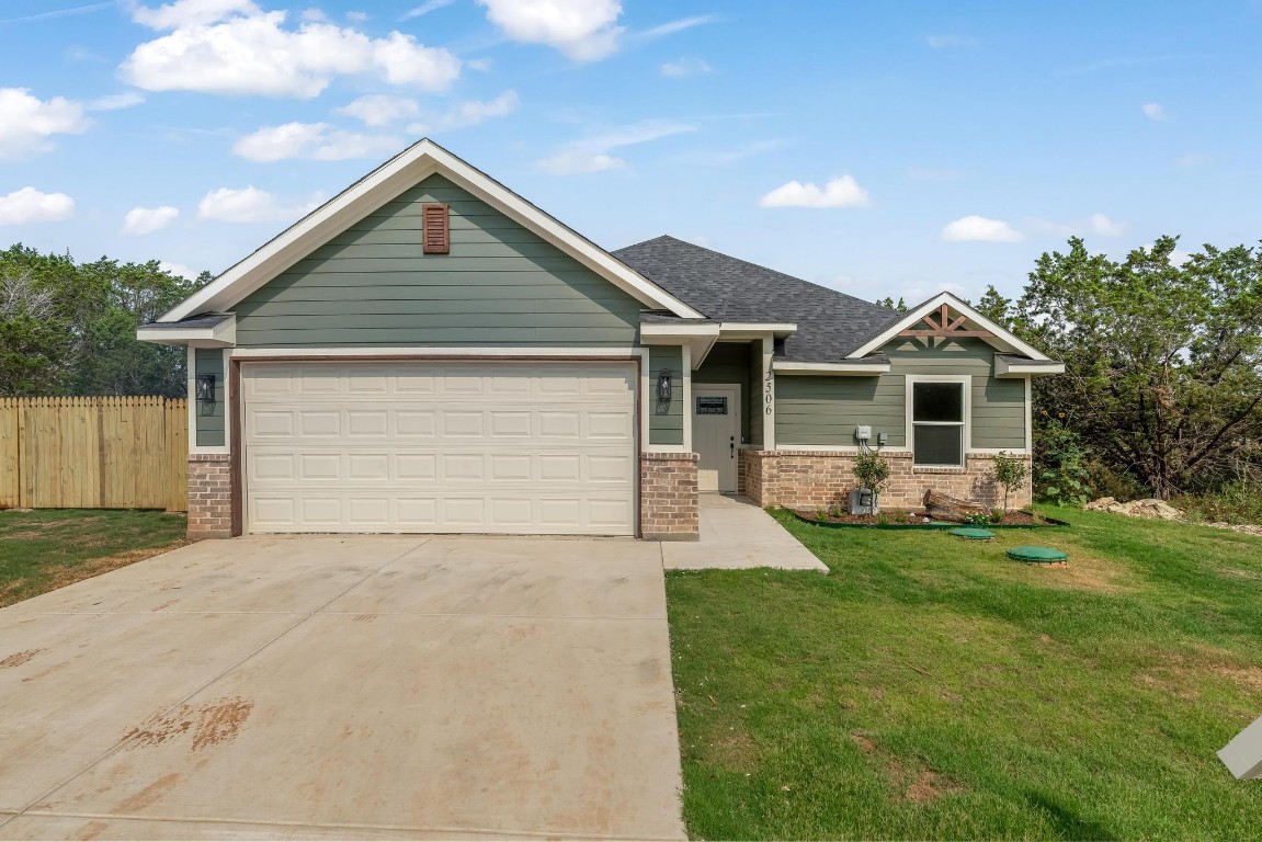 2506 Quail Run Trail Granbury TX 76048