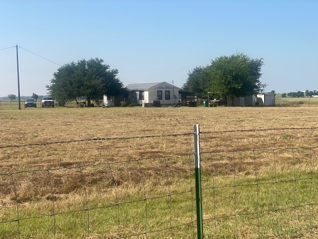 449 County Road 403 Lott TX 76656