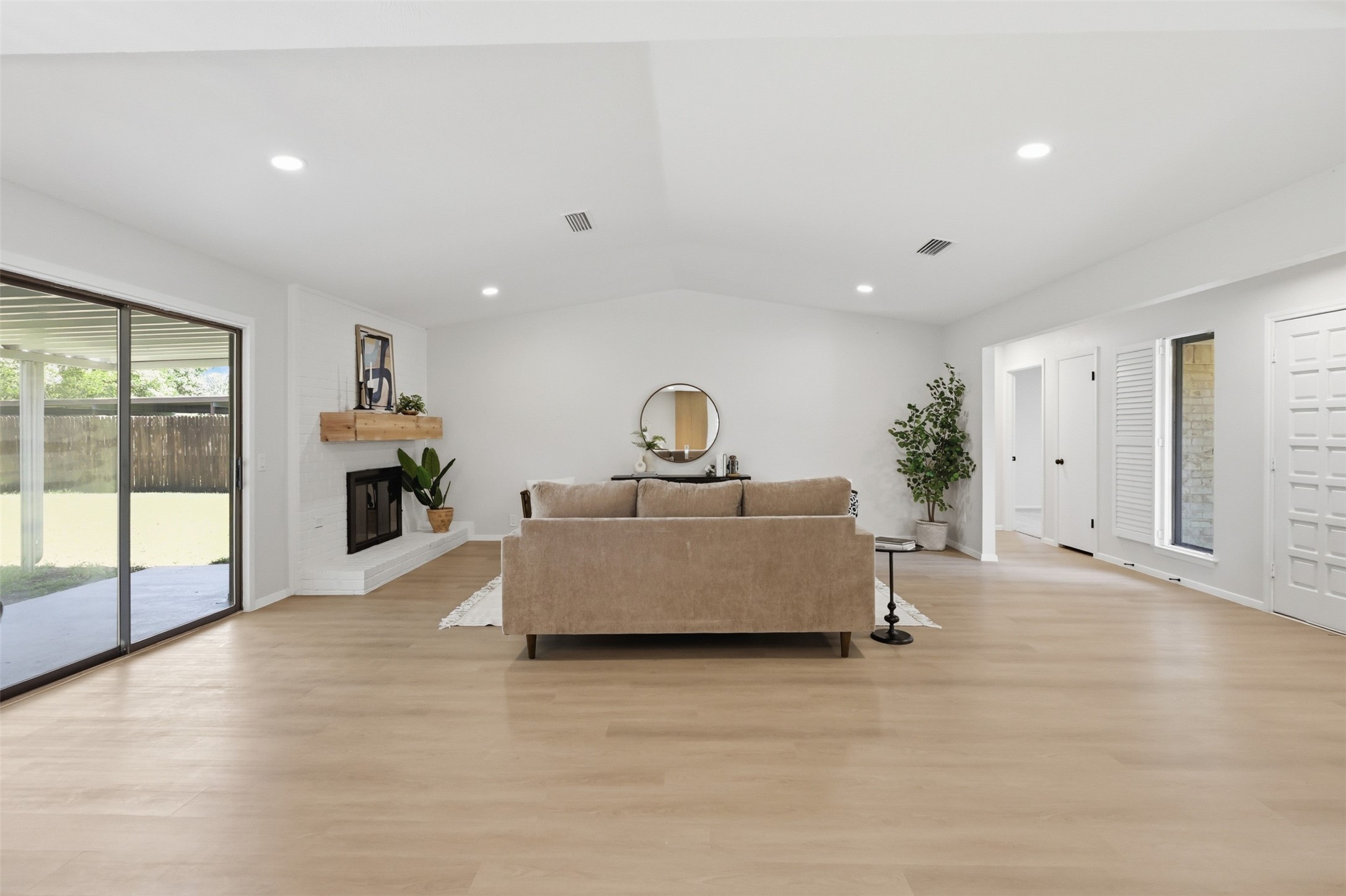 8 Green View Circle Richardson TX 75081