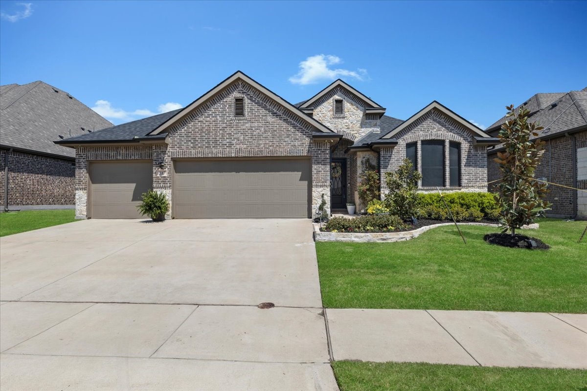 817 Layla Drive Fate TX 75087