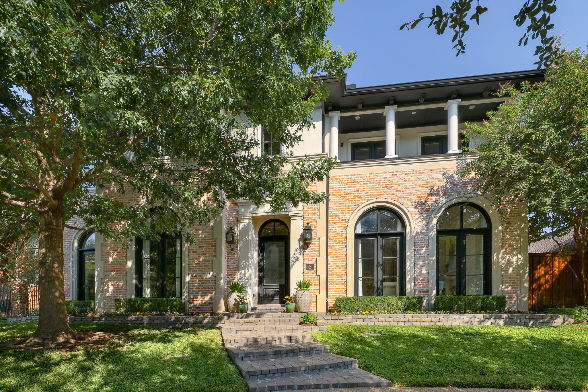 2 Kelvingate Court Dallas TX 75225