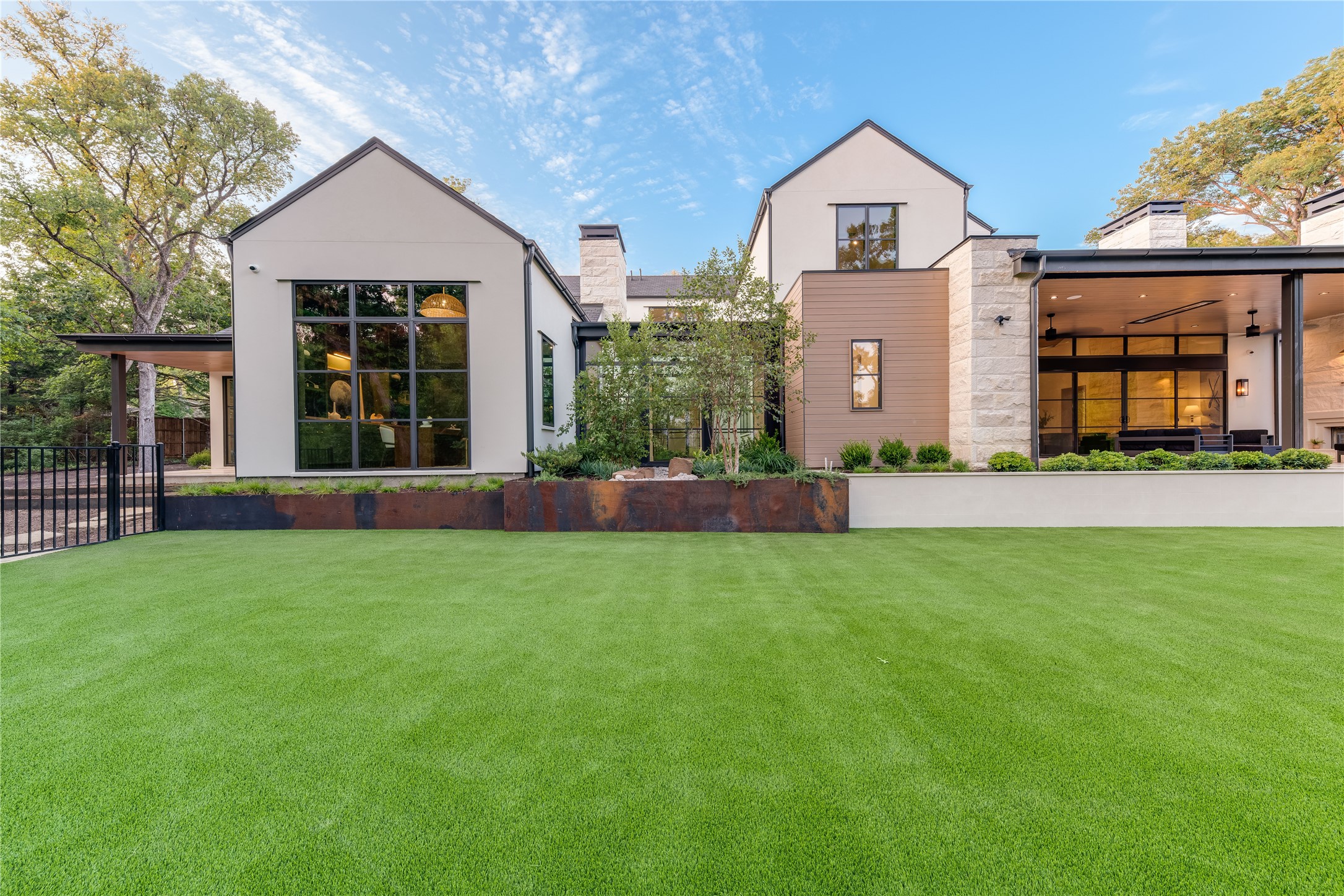 6802 Forest Lane Dallas TX 75230